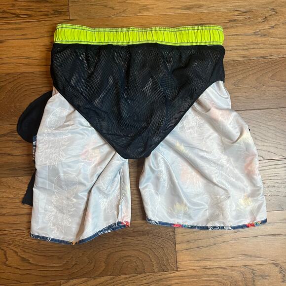 Pineapple Swim Trunks Men's Blue Tropical Print Swimsuit Drawstring - Picture 8 of 9